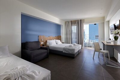 Pollis Hotel - Family (2 Bedroom)