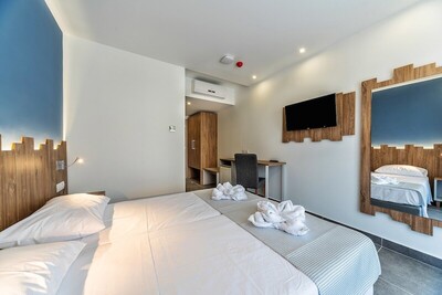 Pollis Hotel - Standard Double Room