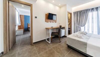 Pollis Hotel - Standard Triple Room