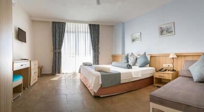 Ponz Hotel, Кушадасъ, Турция