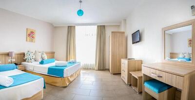 Ponz Hotel - Standard Double or Twin Room