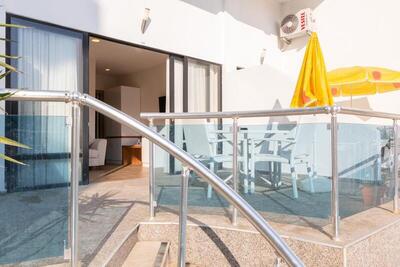 Ponz Hotel, Кушадасъ, Турция