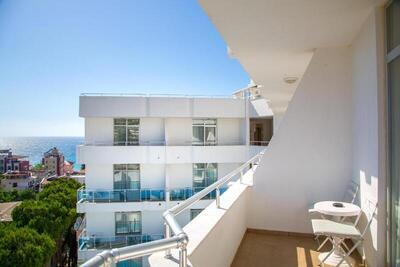 Ponz Hotel - Standard Double or Twin Room