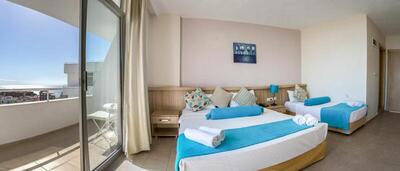 Ponz Hotel, Кушадасъ, Турция