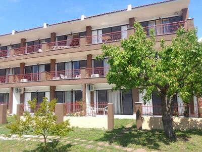 Porto Matina, Метаморфози, Гърция