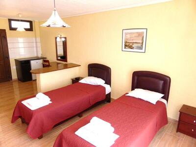 Porto Matina, Метаморфози, Гърция