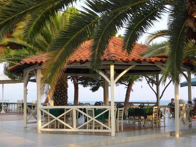 Porto Matina, Метаморфози, Гърция