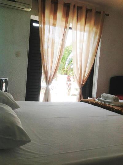 Porto Matina, Метаморфози, Гърция