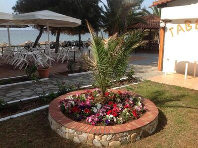 Porto Matina, Метаморфози, Гърция