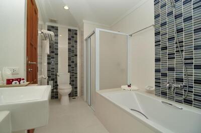 Princess Seaview Resort & Spa - SHA Plus - Deluxe Double or Twin Room with Pool Access