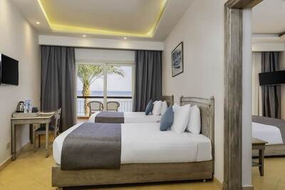 Protels Grand Seas Resort - Mega Family Room