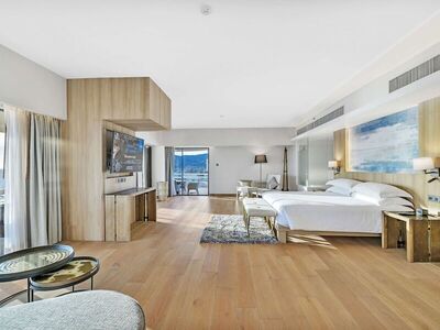 Pullman Phuket Karon Beach Resort, , Тайланд