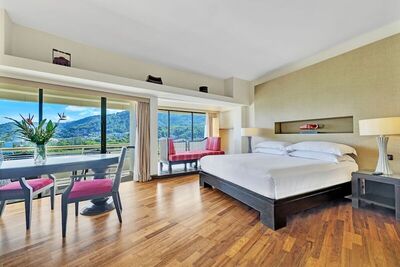 Pullman Phuket Karon Beach Resort - Junior Suite, 1 Double Bed, Garden View