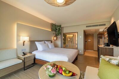 Pullman Phuket Karon Beach Resort - Deluxe Room, 1 Double Bed, Garden View