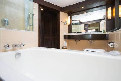 Pullman Phuket Karon Beach Resort, , Тайланд