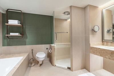 Pullman Phuket Karon Beach Resort - Deluxe Room, 1 Double Bed, Garden View