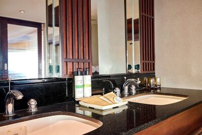 Pullman Phuket Karon Beach Resort - Superior Room, 2 Queen Beds, Garden View