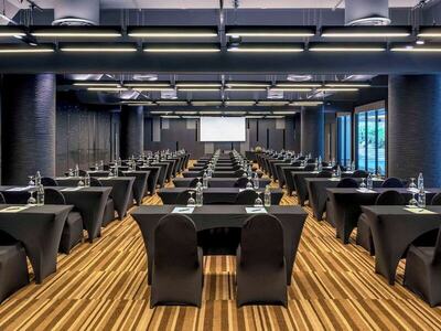 Pullman Phuket Karon Beach Resort, , Тайланд