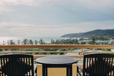 Pullman Phuket Karon Beach Resort - Junior Suite, 2 Twin Beds, Sea View