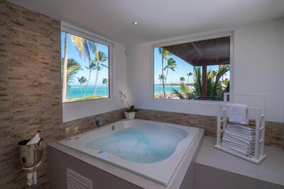 Punta Cana Princess Adults Only - Honeymoon Suite