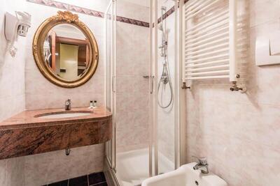Raeli Hotel Lazio - Standard Double Or Twin Room