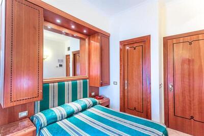 Raeli Hotel Lazio - Economy Double Or Twin Room