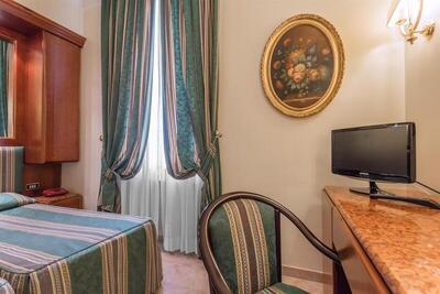 Raeli Hotel Lazio - Economy Double Or Twin Room
