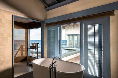 Raffles Maldives Meradhoo Resort - Villa, 1 Double Bed, Private Pool, Overwater