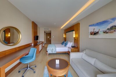 Ramada Hotel & Suites by Wyndham Kusadasi - Room, Smoking