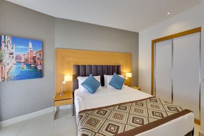 Ramada Hotel & Suites by Wyndham Kusadasi - Junior Suite