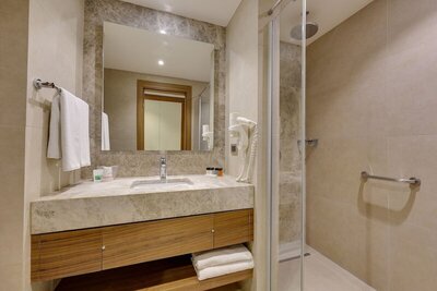 Ramada Hotel & Suites by Wyndham Kusadasi - Room, Smoking