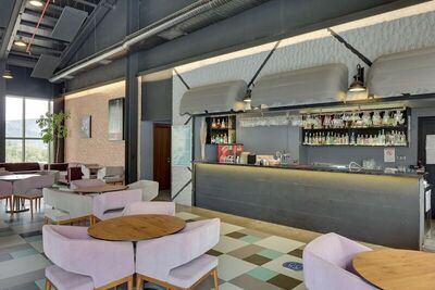 Ramada Hotel & Suites by Wyndham Kusadasi, Кушадасъ, Турция