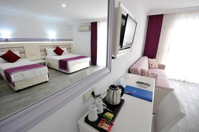 Ramira Beach Hotel - Family Room with Sea View