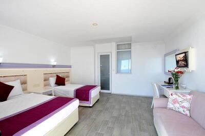 Ramira Beach Hotel - Family Room with Sea View