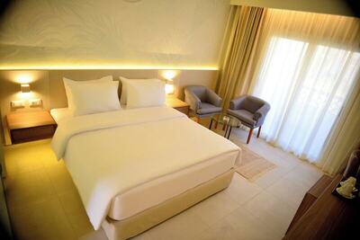 Reef Oasis Beach Aqua Park Resort - Deluxe Room With Garden View