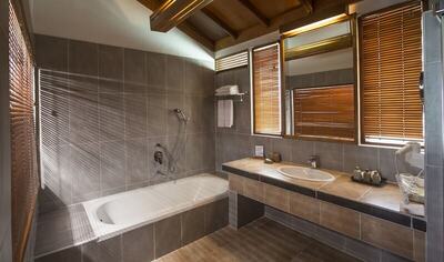 Reethi Beach Resort - Water Villa