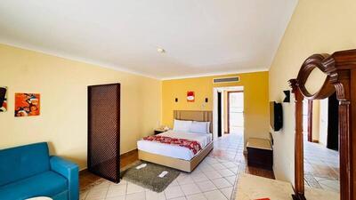 Regency Plaza Aqua Park and Spa Resort - Royal Sea View