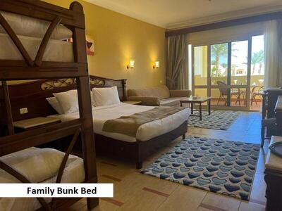 Regency Plaza Aqua Park and Spa Resort - Superior Family Room