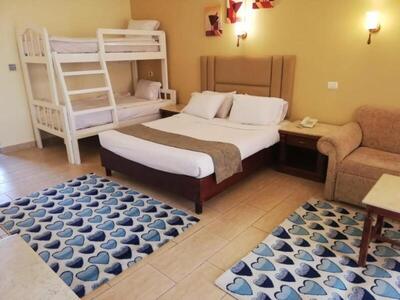 Regency Plaza Aqua Park and Spa Resort - Superior Family Room