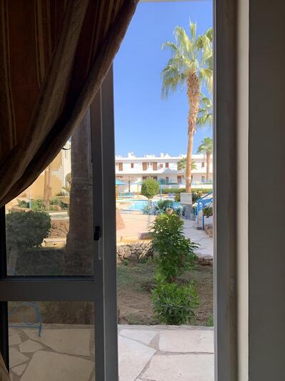 Regency royal hills - Standard Double Room, 2 Bedrooms, Poolside