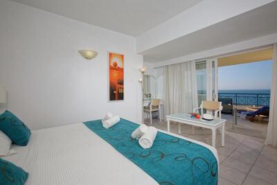 Rethymno Mare Royal & Water Park - Superior Double Room with Sea View (2 Adults+1 Child)