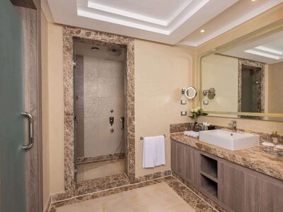 Rixos Radamis Sharm El Sheikh - Superior Room Blue Planet King Bed