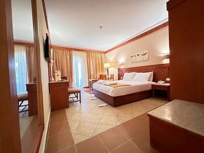Romance Regency Club - Romantic Double Room, Private Pool, Pool View