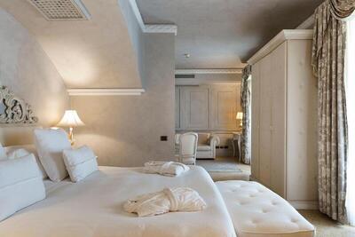 Romano Palace Luxury Hotel - Suite With Terrace