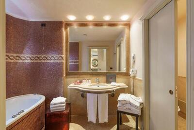 Romano Palace Luxury Hotel - Suite With Terrace