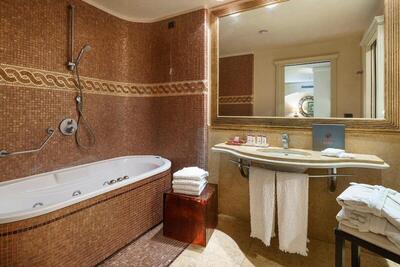 Romano Palace Luxury Hotel - Suite With Terrace