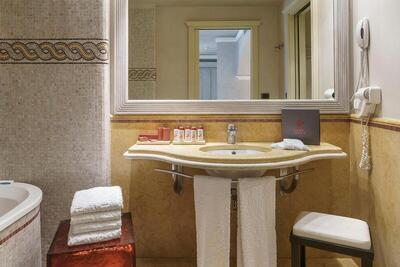 Romano Palace Luxury Hotel - Suite With Terrace