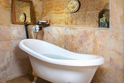 Romantic Cave Hotel - Deluxe Double Room
