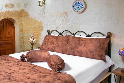 Romantic Cave Hotel - Deluxe Double Room