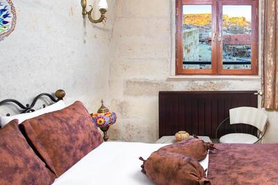Romantic Cave Hotel - Deluxe Double Room